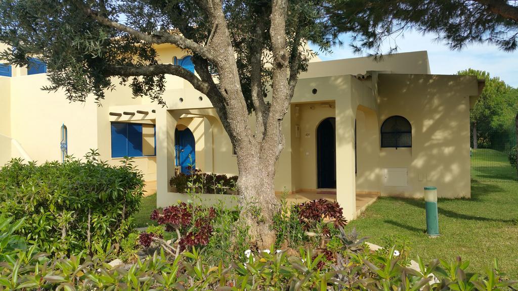Apartamentos Clube Da Bemposta Алвор Екстериор снимка